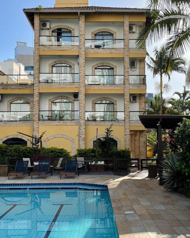 Hotel Joao De Barro Itajai Exterior photo